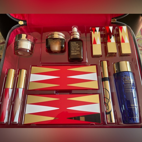 Never opened Estée Lauder pure color envy set - Picture 3 of 4